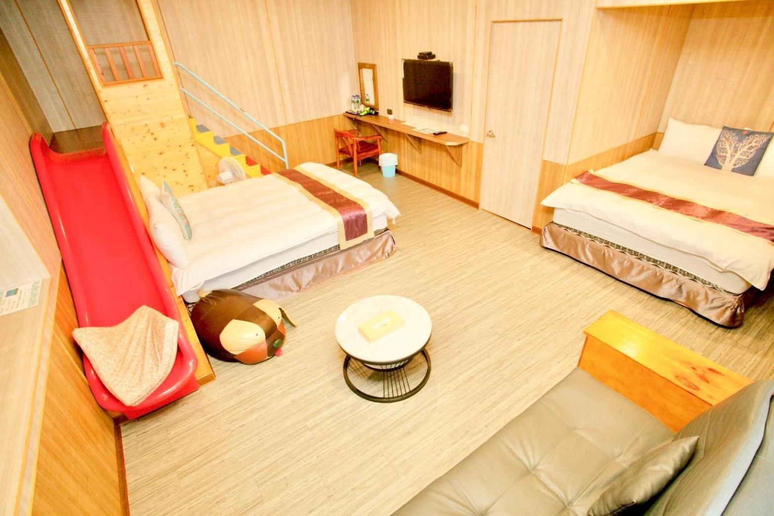 Julie'S Garden, Cingjing - Fon Chin Homestay เหรินอ้าย ภายนอก รูปภาพ
